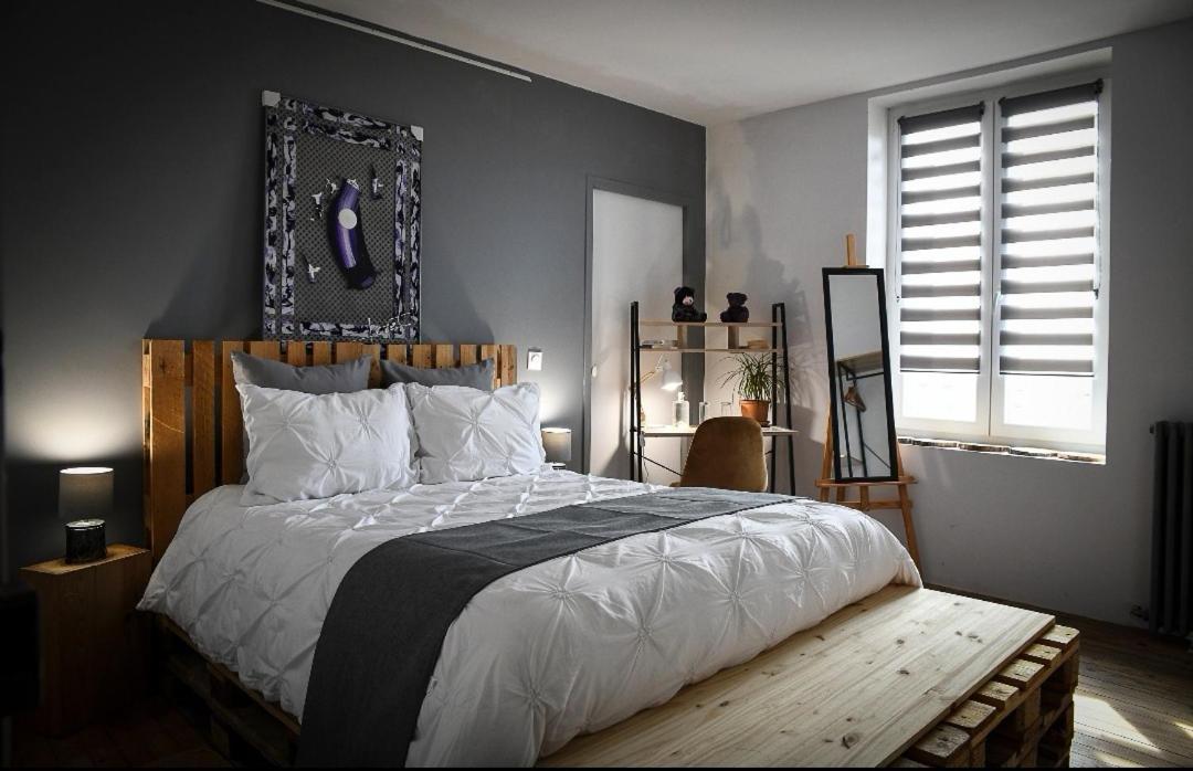 La Maison Fleur De Frangipanier Saint-Genix-sur-Guiers Δωμάτιο φωτογραφία